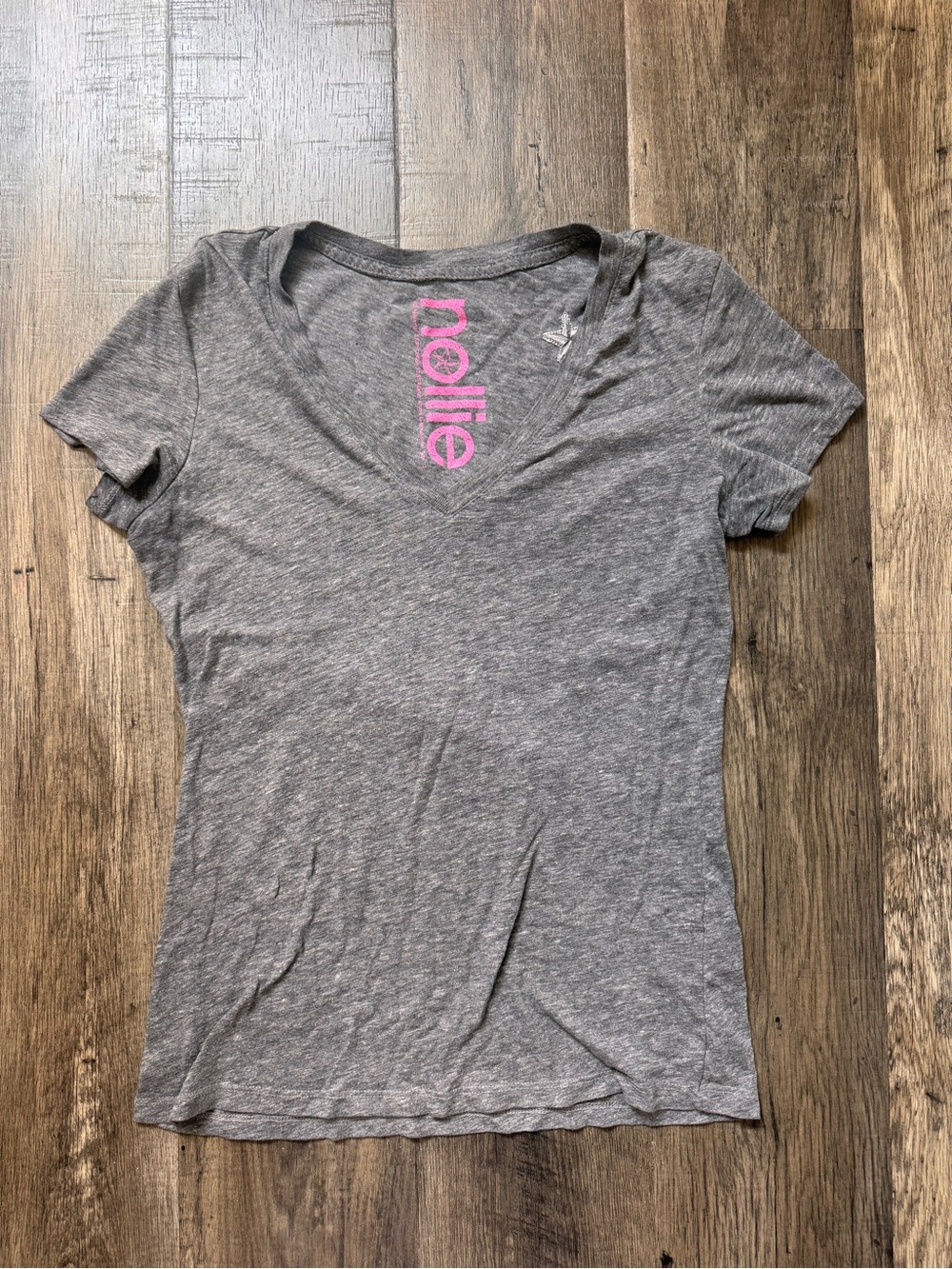 Nollie Gray V-Neck Short Sleeve Tee with Pink Logo